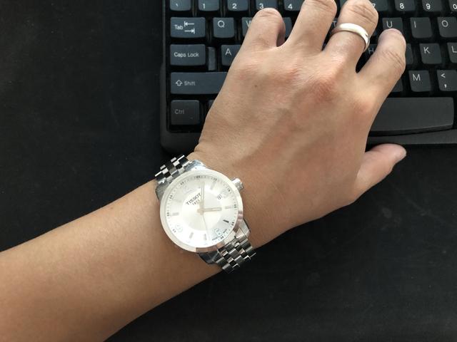 天梭机械表属于什么档次，比天梭高档一点的表（天梭表在中国什么档次）