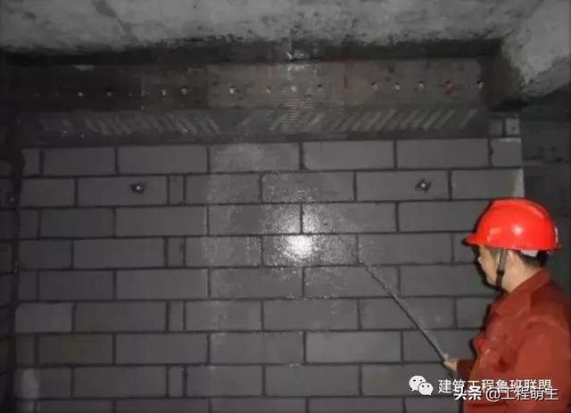 分格缝有哪些设置及做法,分格缝的设置要求及盖缝方法是什么(施工流程及工艺要点解读) 分格缝有哪些设置及做法,分格缝的设置要求及盖缝方法是什么(施工流程及工艺要点解读)