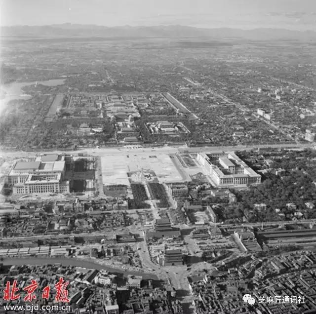 天安门资料，天安城门的资料（这30张照片里的天安门）