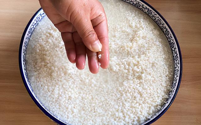 烧卖怎么做，做烧麦的详细过程（早餐店不外传的烧麦商用配方）