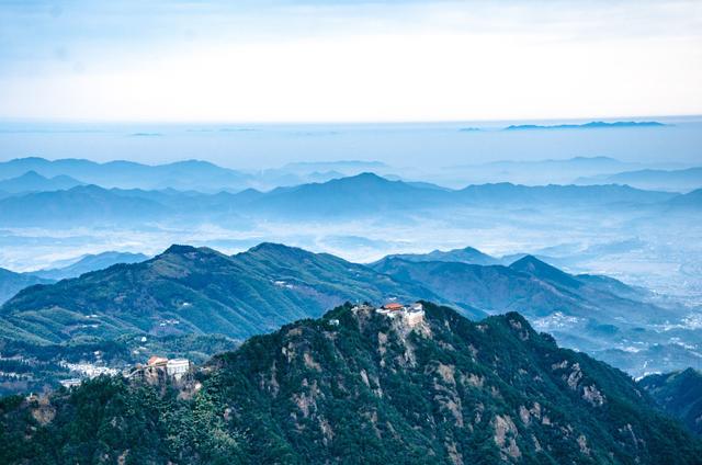 九华山属于哪个市哪个区，九华山在哪个县（大多数人却不知道在哪）