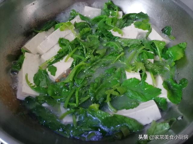 萝卜苗需要焯水吗，水萝卜需要焯水吗（间苗间出来的萝卜苗吗）