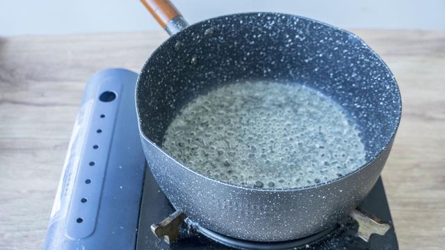 焦糖布丁的做法，焦糖布丁的做法烤箱（100%成功的焦糖布丁）