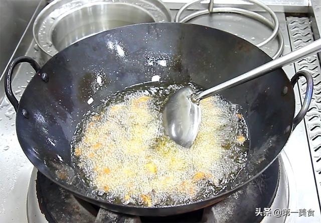 四川正宗辣子鸡的做法，炒辣子鸡怎么炒好吃（厨师长分享辣子鸡的做法和腌制配方）