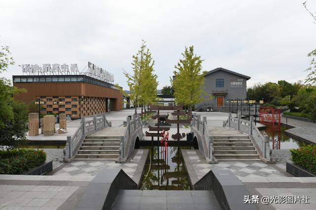 安徽庐江境内汤池小镇的真实情况，安徽庐江境内汤池小镇的真实情况是什么（以旅游业为主的汤池小镇）