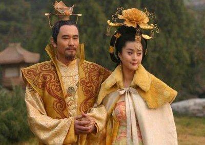 杨玉环是怎么死的，杨玉环到底是怎么死的（历史学家：死得太难看了）