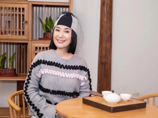 内地天后级女歌手，内地天后是谁（90年代内地天后落差好大）