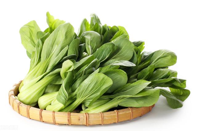 油菜香菇炒鸡蛋怎么做，油菜炒香菇怎样做（金牌月嫂分享产后油菜月子餐做法）