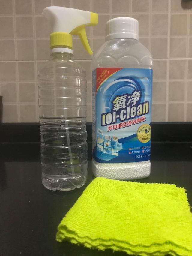 厨房油泥用什么能清洗干净，厨房油泥怎么清除（家里现成的工具就能做）