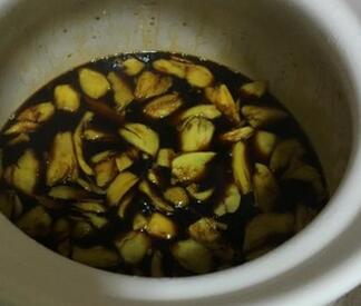 圖片[3]-【雞蛋豬腳姜醋】做法步驟圖 驅寒暖身 女生要多吃-起舞食譜網