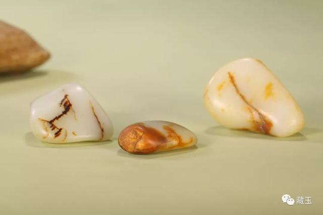 和田玉青玉只要几十块钱是真的吗，和田玉青玉大概多少钱（关于和田玉的一些基础知识普及）