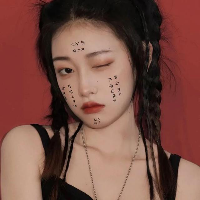 好看唯美背景图，好看唯美的背景图片（个性唯美的背景图+头像套图）