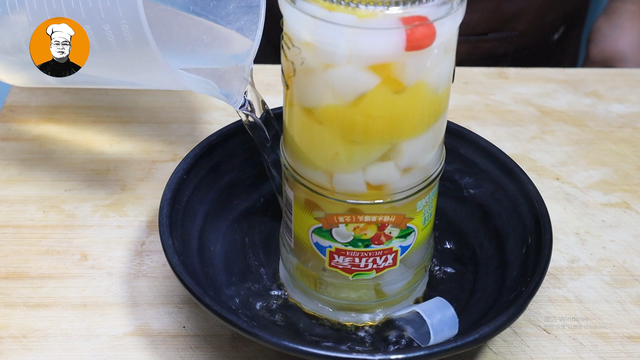 女生开罐头瓶窍门，女生怎么开罐头瓶（女生开罐头瓶窍门图片）