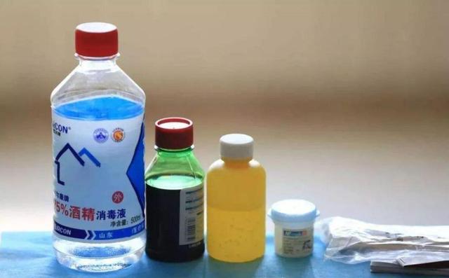 氯仿反应是什么，酒精和84消毒液，你用对了吗