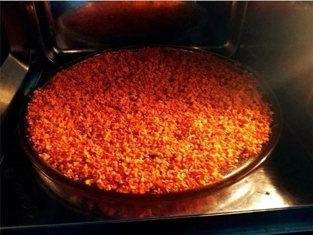 不锈钢盆可以放烤箱吗，烤箱里可以放不锈钢盆吗（10种花最养人）