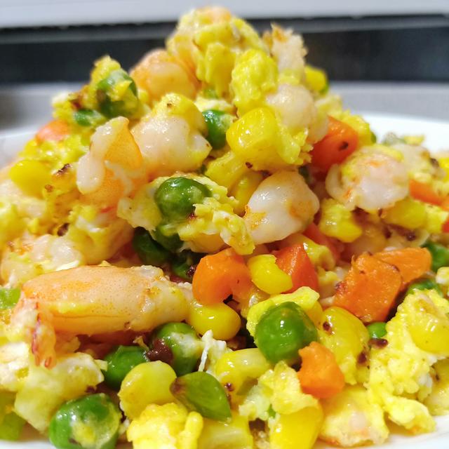 虾仁玉米的做法，玉米粒虾仁的做法（大人小孩都爱吃的玉米虾仁炒鸡蛋）