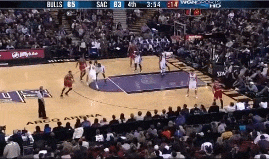 篮球运球的技巧，为什么你的运球突破过不了人