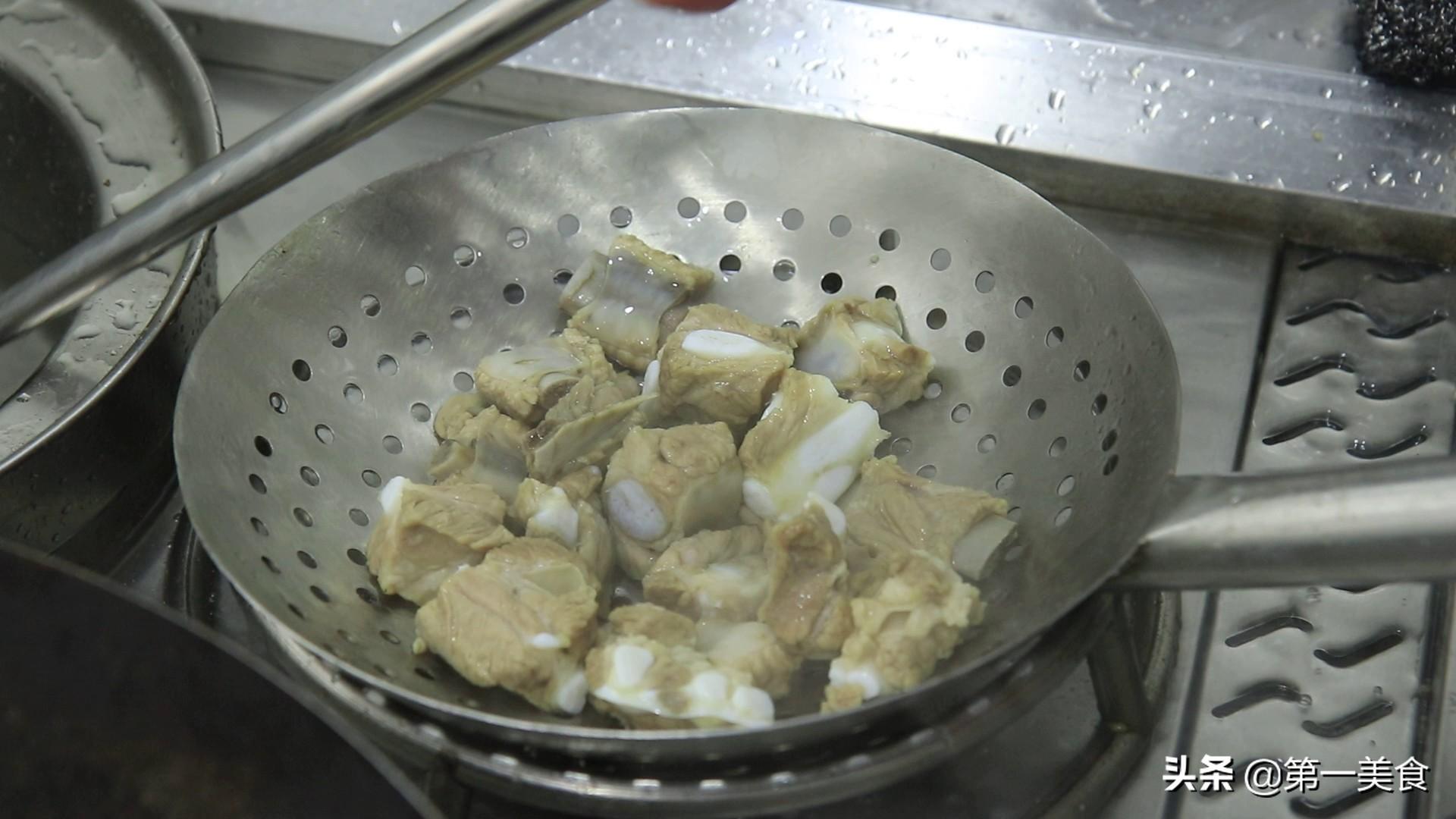 炖排骨多长时间能熟，排骨炖多久会熟（在家就能做的萝卜排骨汤）