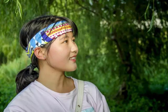 无缝头巾的10种戴法，用毛巾做头巾的戴法（百变魔术头巾的使用方法）