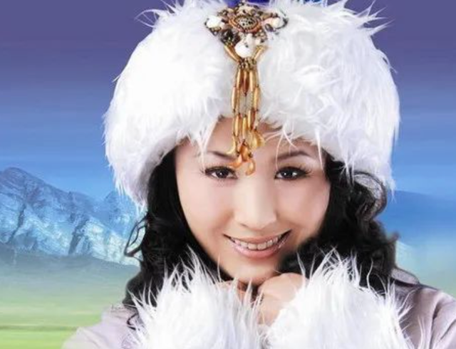 《套马杆》原唱揭心酸往事，早年在夜总会唱歌，现仍在农村跑商演