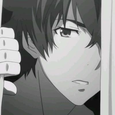 丧男头，微信头像，丧男头（总有一个人让你疼到骨子里也不舍放弃）