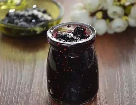 干桑葚怎么吃(桑葚——你还没听说过的“干”吃法) 干桑葚怎么吃(桑葚——你还没听说过的“干”吃法)