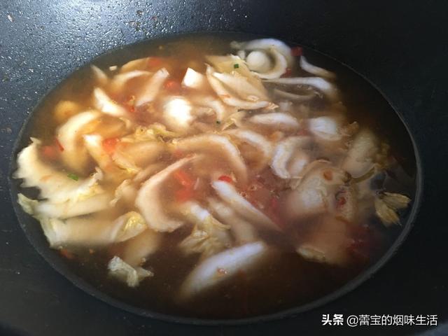 萝卜豆腐丸子汤的做法，萝卜豆腐丸子汤（冬日早餐也不能亏待自己的胃）