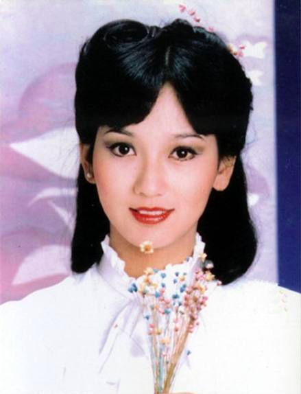 香港tvb四大花旦，tvb一线女星（TVB七十年代的四大花旦）