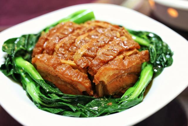 广西玉林扣肉怎么做如何做好吃，广西玉林扣肉做法视频（是难以割舍的家乡味）