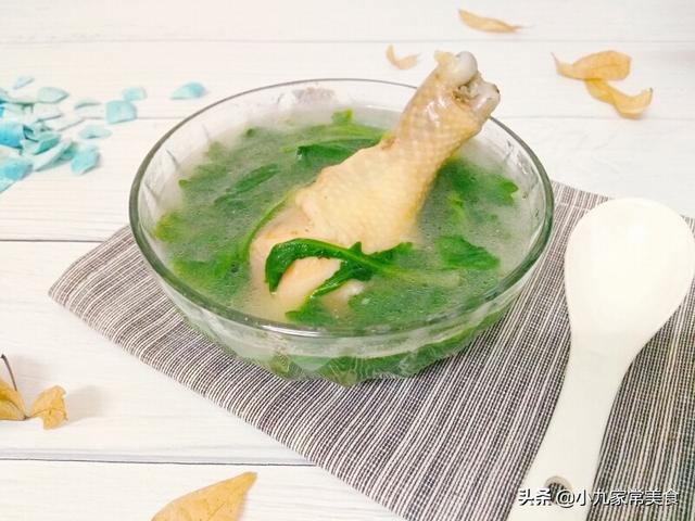 清补凉田鸡汤的做法，乌鸡清补凉汤做法大全（春天试试这样煲鸡汤）