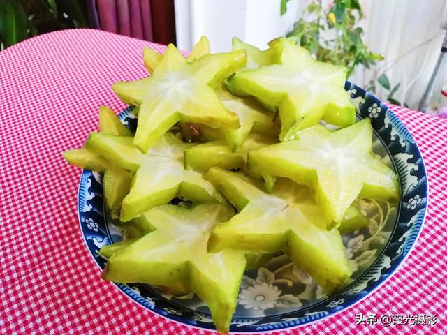 什么水果横切面有五角星，什么水果横切面有五角星纹（是“阳桃”还是“杨桃”）