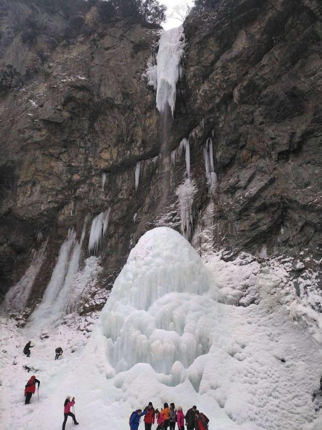 秦岭有哪些风景区，秦岭风景区最好是哪里（西安周边秦岭里的十大冰瀑一个赛一个的美）