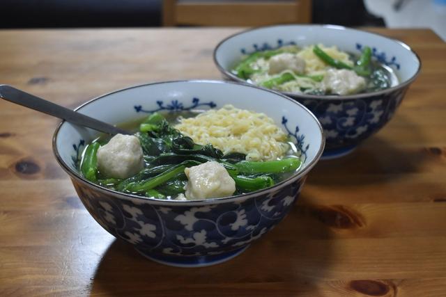 上班族早餐吃什么方便快捷，早餐吃什么比较方便快捷（上班族的7款早餐）