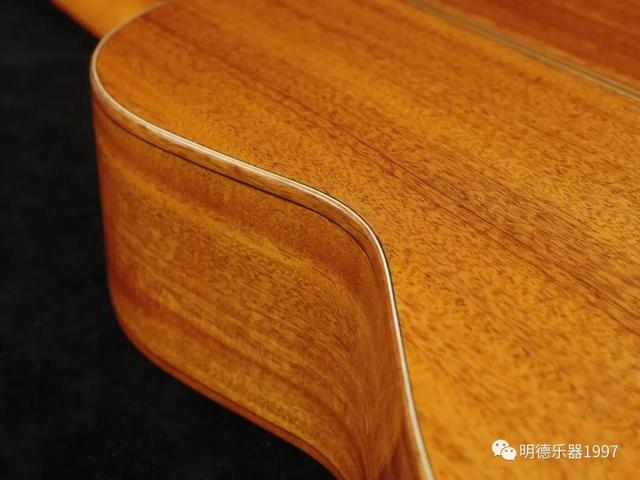 如何区分桃花芯木，吉他常用材料介绍之桃花芯
