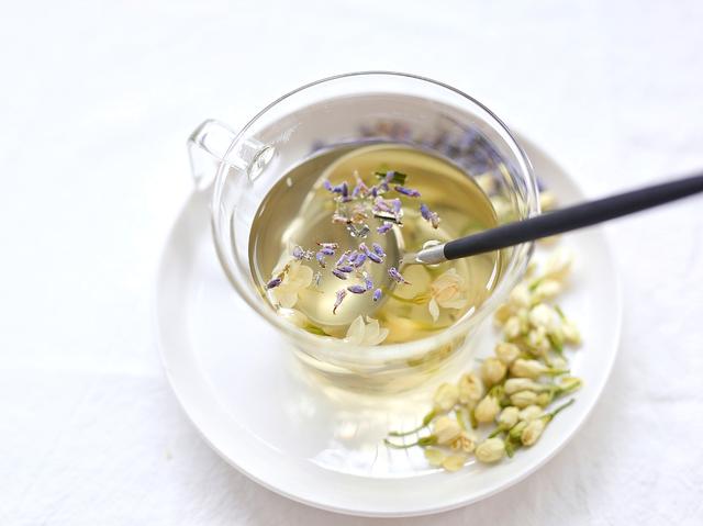 安神助眠的花茶有哪些，哪些花茶有安神作用（来一杯这样的花茶）