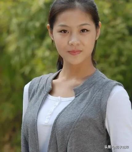 章子怡撒贝宁相恋，撒贝宁 章子怡（为什么最后嫁给了汪峰）