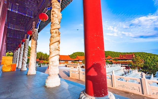 六鼎山大佛是亚洲第一大佛吗，金鼎大佛是亚洲第一大佛吗（长白山下藏有世界最高坐佛）