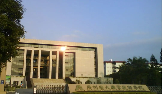 广州珠江职业技术学院是几本_是本科还是专科学校，广州珠江职业学院多大（2021广东专科院校面积最小排行榜出炉）