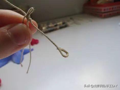 家里的假花怎么处理掉，室内有假花怎么办（一根铁丝一个球就能让她惊艳无比）