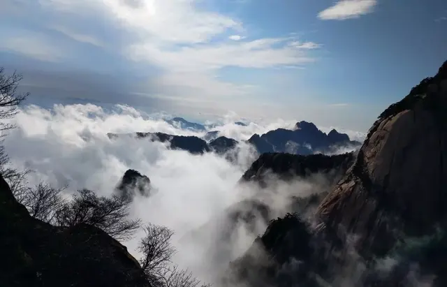 峻组词语有哪些，峻组词语（中国八大名山对联）