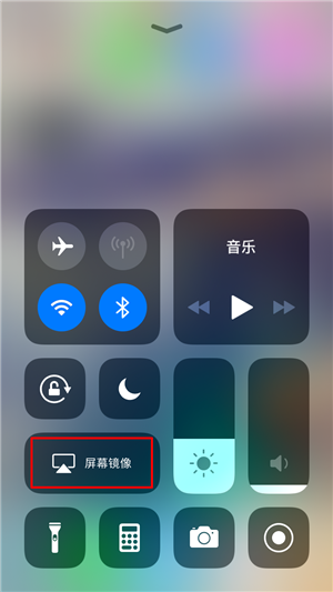 怎么一边投屏一边玩手机，投屏神器怎么边看电视边玩手机（小白也能快速学会的手机投屏方法）