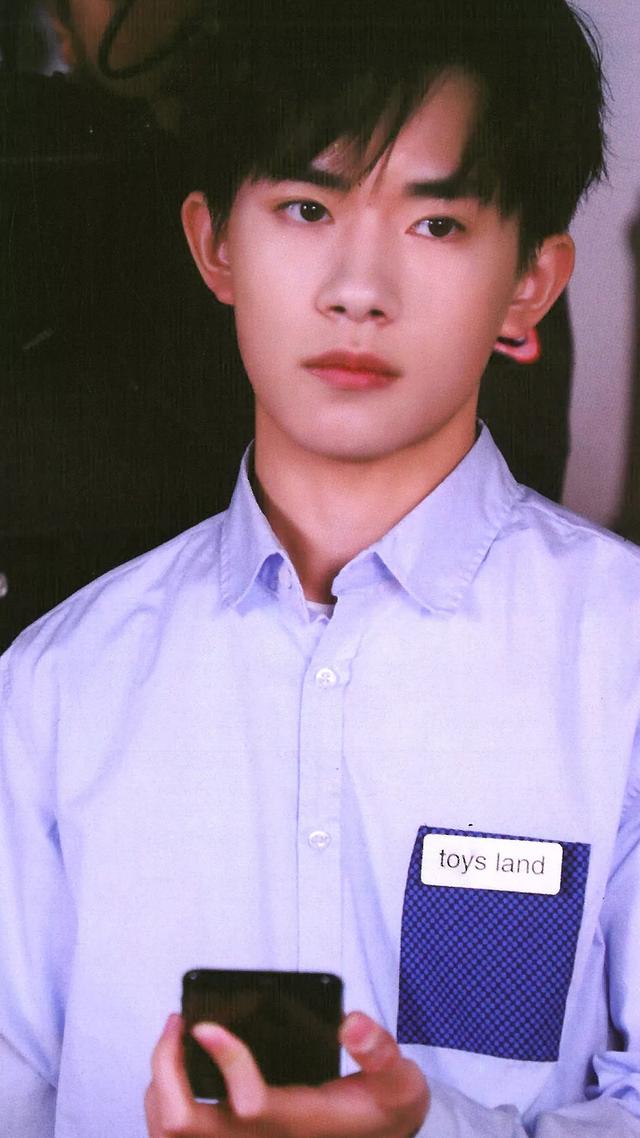 王俊凯高清壁纸，王俊凯高清壁纸图片（珍藏高清：你们要的王俊凯壁纸）