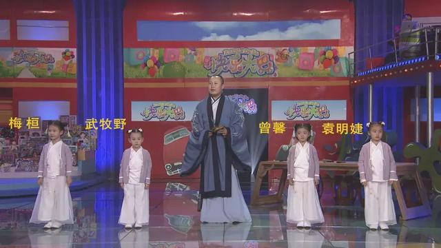 小熊猫和大熊猫，小熊猫是幼年的大熊猫吗（“小熊猫”不是小熊猫）