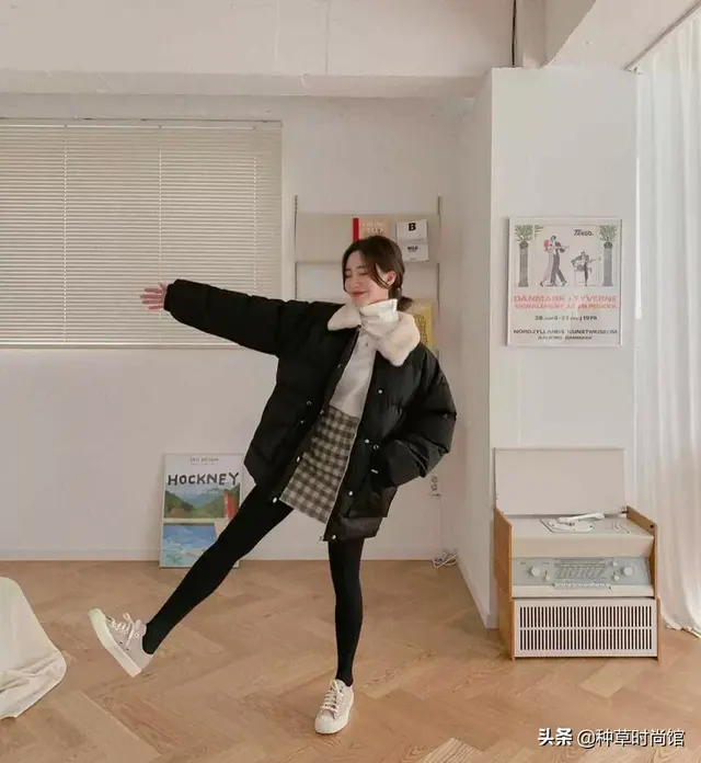 彼得潘领是娃娃领吗，彼得潘领图片（“彼得潘领”太火了）