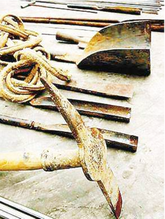 盗墓口诀是什么，盗墓笔记盗墓的口诀（他们定眼一看就知哪里有大墓）