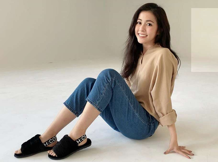 我在学校里暴露狂经历（任容萱自曝恐怖经历）