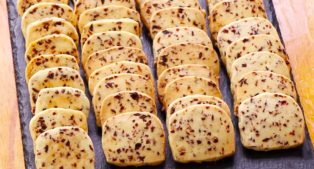 【蔓越莓饼干】做法步骤图 没有烤箱也能搞定 孩子特爱吃-起舞食谱网