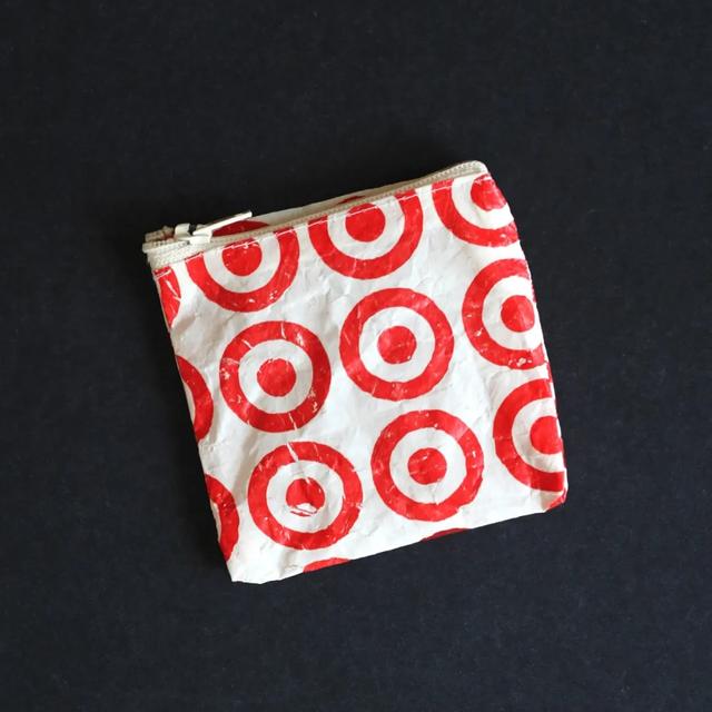 折纸礼物袋制作方法，手工折纸礼袋（天天都用的塑料袋还有这么多玩法）