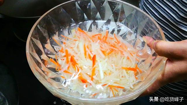 洋姜片的腌制方法，腌制洋姜的做法及配方（秋天洋姜正当季）