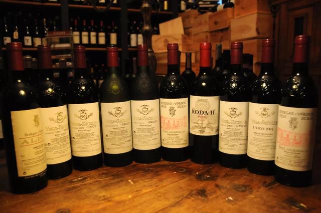 如何让红酒快速醒酒,怎样快速醒红酒(史上最全的葡萄酒醒酒指南) 如何让红酒快速醒酒,怎样快速醒红酒(史上最全的葡萄酒醒酒指南)